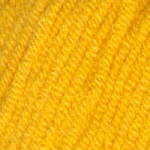 913