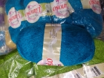 916